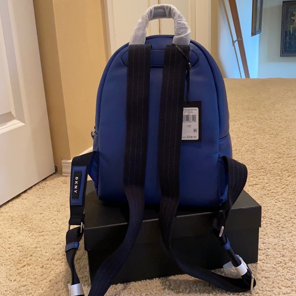 Backpack - Picture 2 of 4